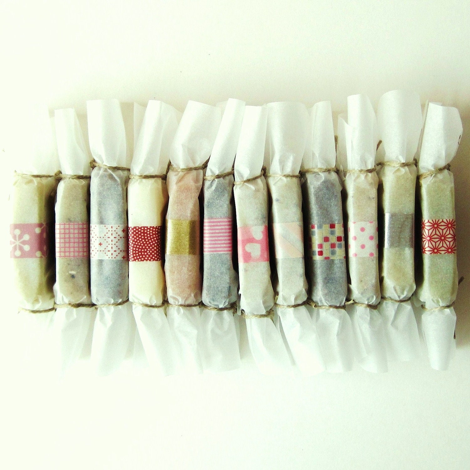 Special Edition Wrapped Soap Favors - One Dozen - Red - Pink - White // Vegan Cold Process Soap - Valentine's Day