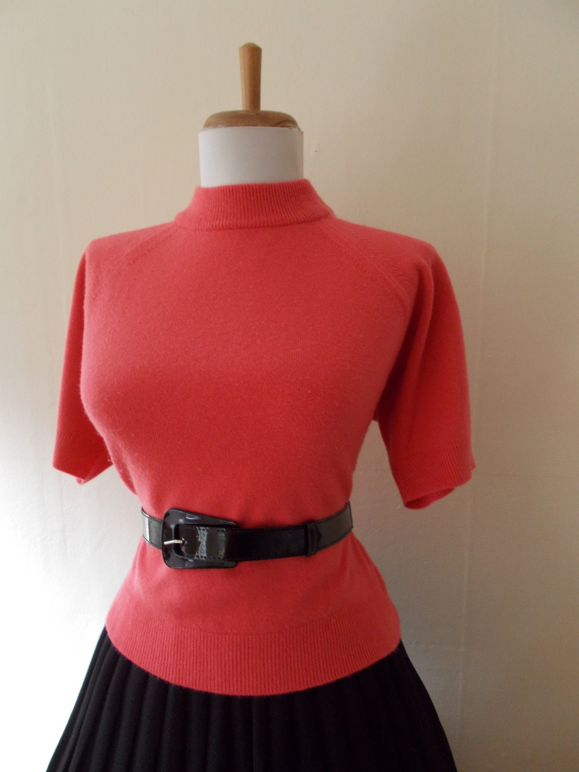 SALE Sexy Snug Vintage 60s 80s Hot Pink Knit Short Sleeve Mock Neck Sweater Top
