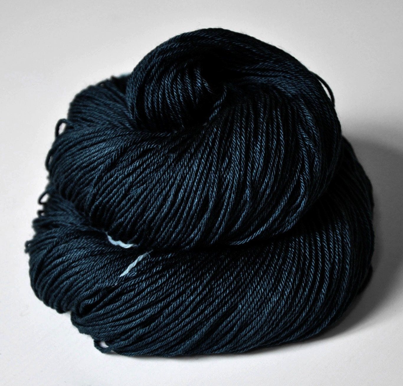 A dark storm is coming  - Merino/Silk superwash yarn fingering weight