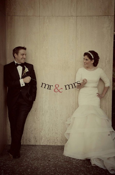 PRIORITY SHIPPING with this mr & mrs Banner.  Wedding Decorations.  Photo Prop.  Fun Banner for the Newlywed.