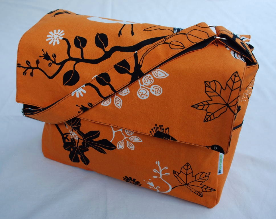 Tango Tweets - Diaper / Nappy / Large Messenger Bag