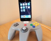 Nintendo N64 Controller Ipod or Iphone Charger Dock USB