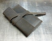 Waxed leather wallet/ pouche in waxed leather Iphone case