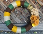 Fall Wreath. Autumn Wreath. Thanksgiving Wreath. Yarn and Felt Wreath. (W78) READY to ship.