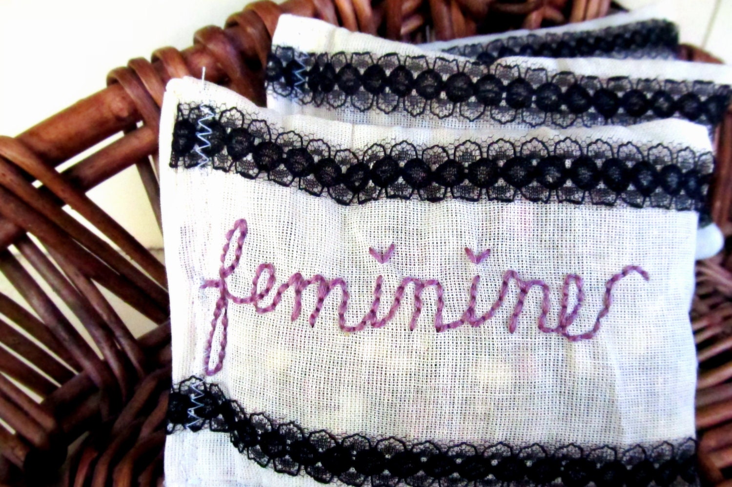 Sensuously Scented Sachet- "Feminine"