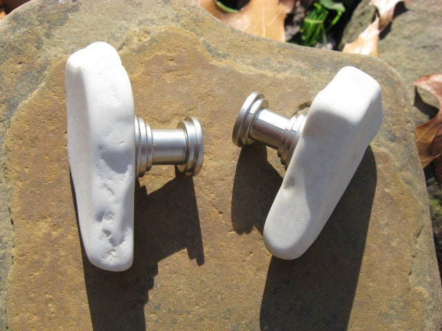 CLASSIC White CERAMIC Pottery Beach Glass Cabinet KNOBS Sea Glass Cabinet Knobs Drawer Pulls