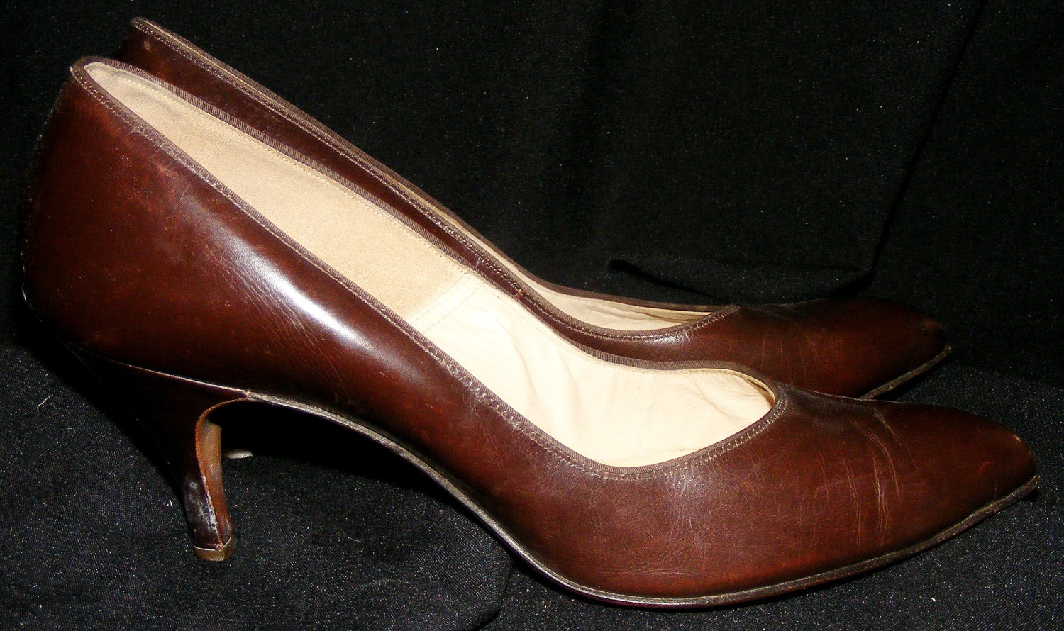 Vintage 1950s Mademoiselle Brown Leather Heels Pumps Stilettos Bombshell 7 1/2