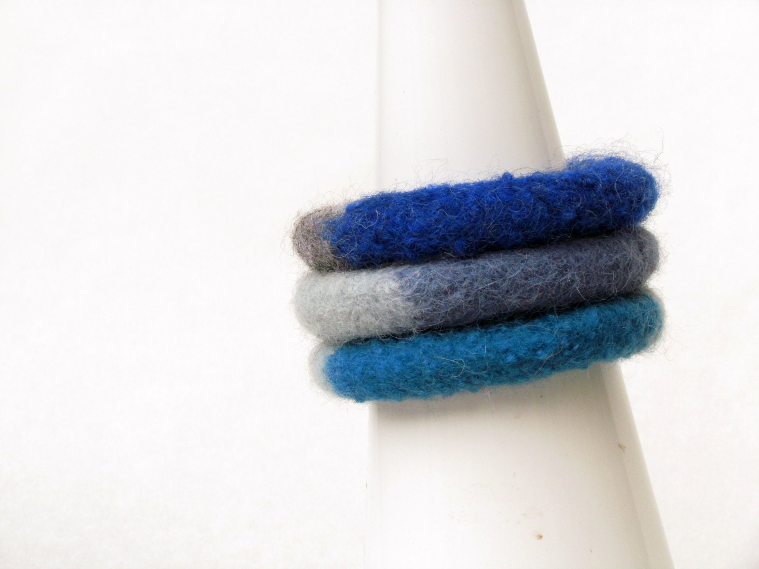 Woman blue bangles - eco-friendly - organic wool - soft jewelry - CHOOSE ONE