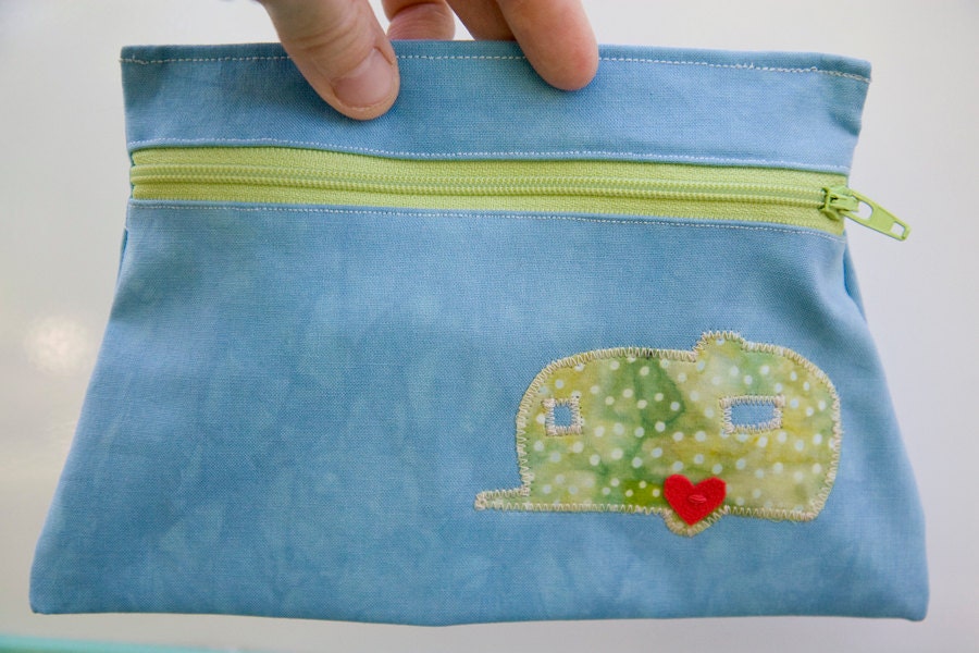 Airstream Silhouette Pouch