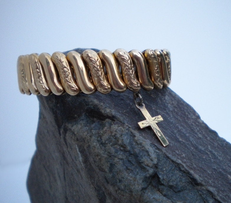 Vintage Gold Expansion Bracelet with 10kt Cross Victorian Revival