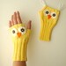 Owl Hand Knit / Fingerless Gloves in Yellow  / Boys And Girls / Winter Fashion 2012- 2013 / Size M - S / FRONT PAGE