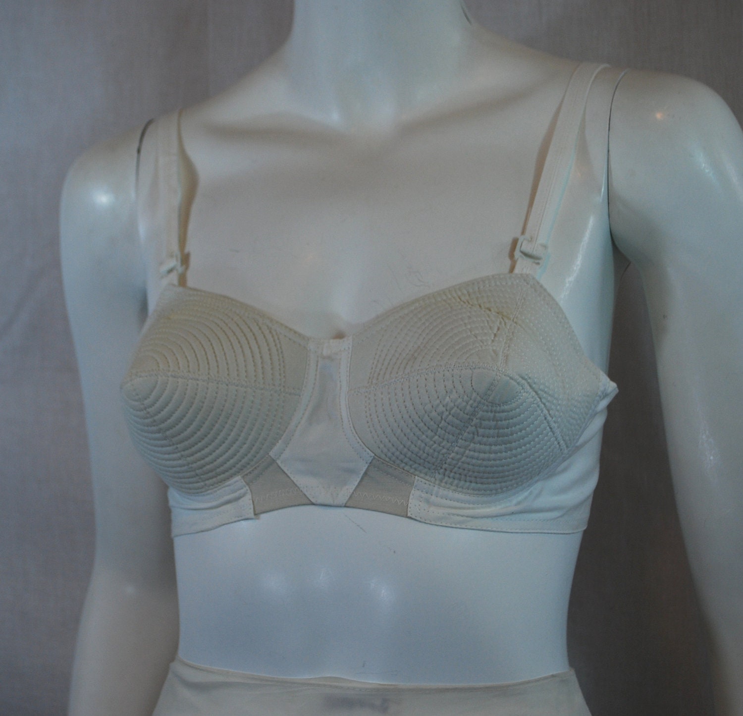 1950s White Cotton Bullet Bra Divine Form By Intimateretreat 6047