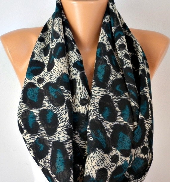 Peacock Leopard scarf - Infinity Scarf Shawl Circle Scarf Loop Scarf  Gift -fatwoman