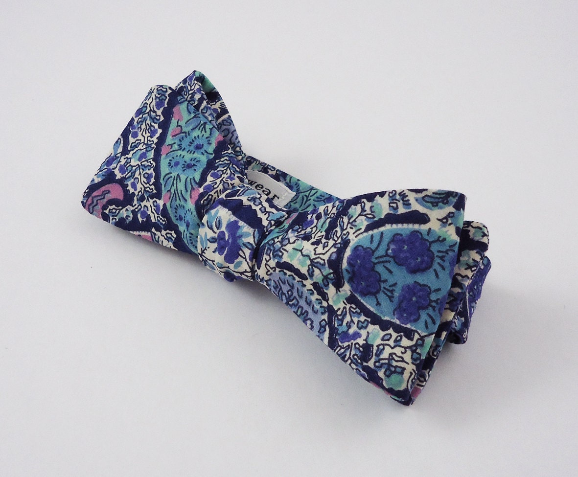 Liberty Print Bow Tie - Navy Mauve Paisley, Wedding Bow Tie, Groom, Custom made, Freestyle Bow Tie