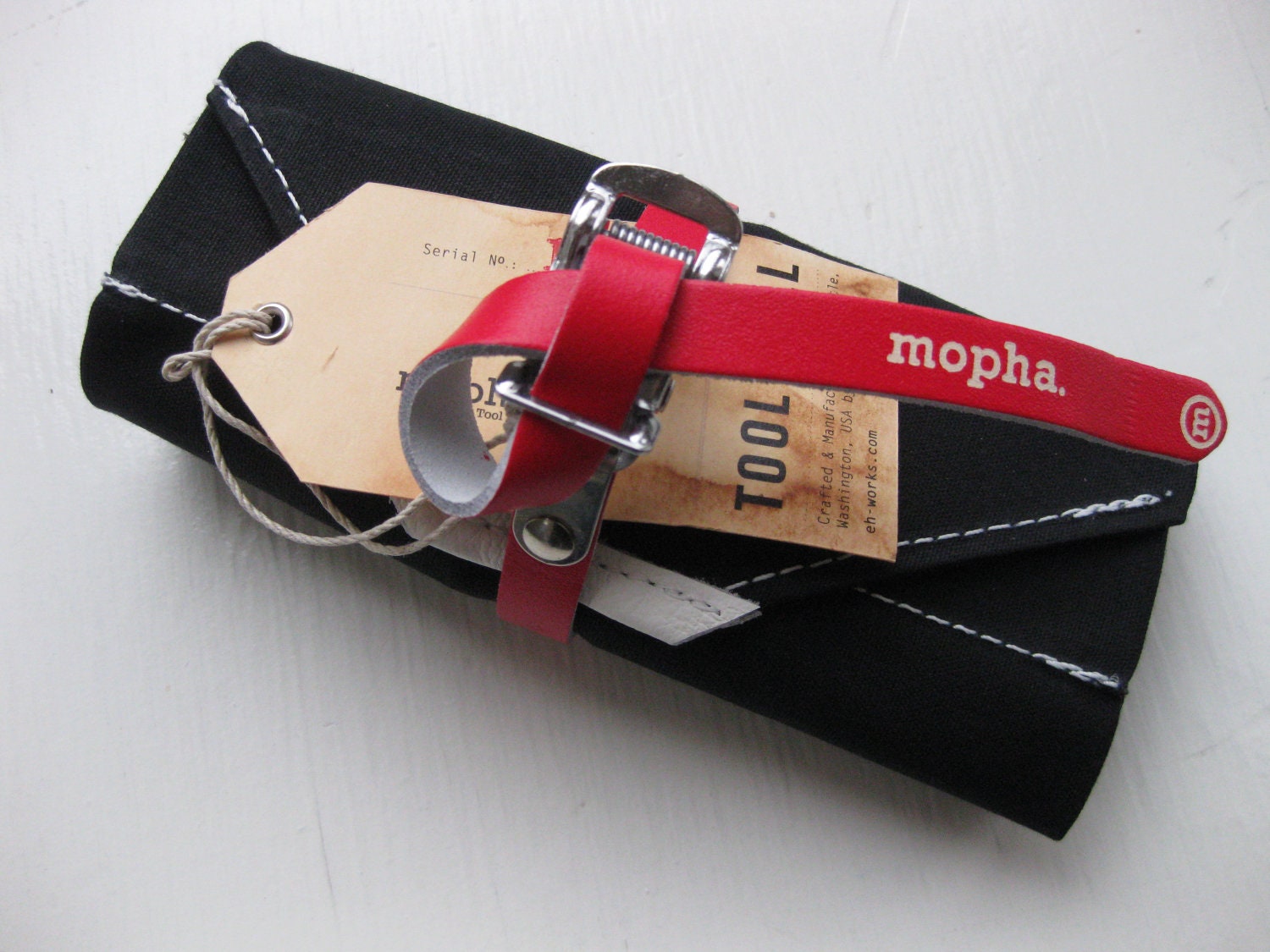 The Mopha Tool Roll - Black with Red Toe Strap