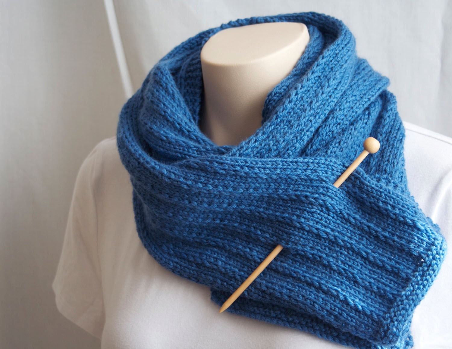 DIGITAL PDF PATTERN - Knit yourself this Scarf - Knitting Pattern Scarf - Knit Pattern Scarf Blue Wool