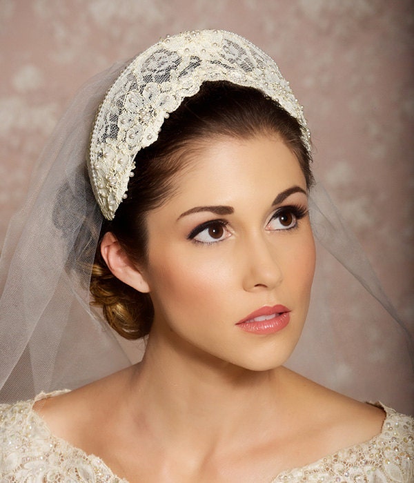 Juliet Cap Veil, Lace Cap Veil, Vintage Veil, Tulle Veil, Pearl Veil, Princess Grace Veil - STYLE 004