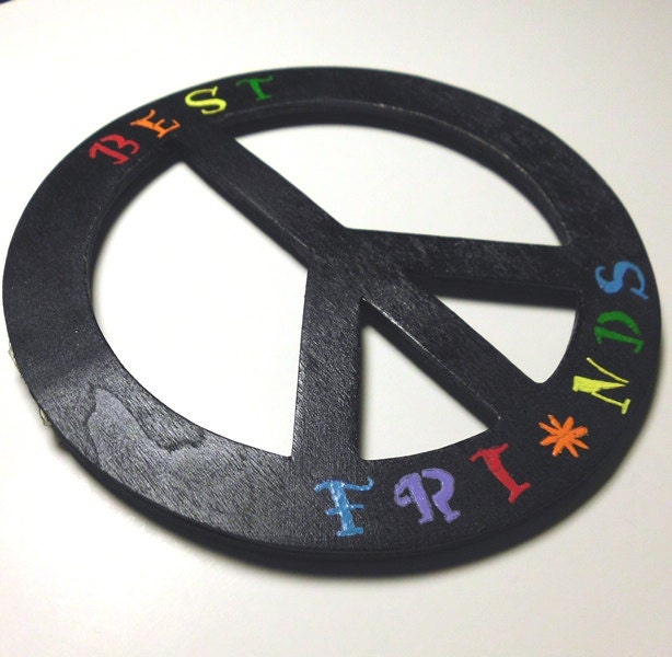 Peace sign picture frame with rainbow stenciled best friends