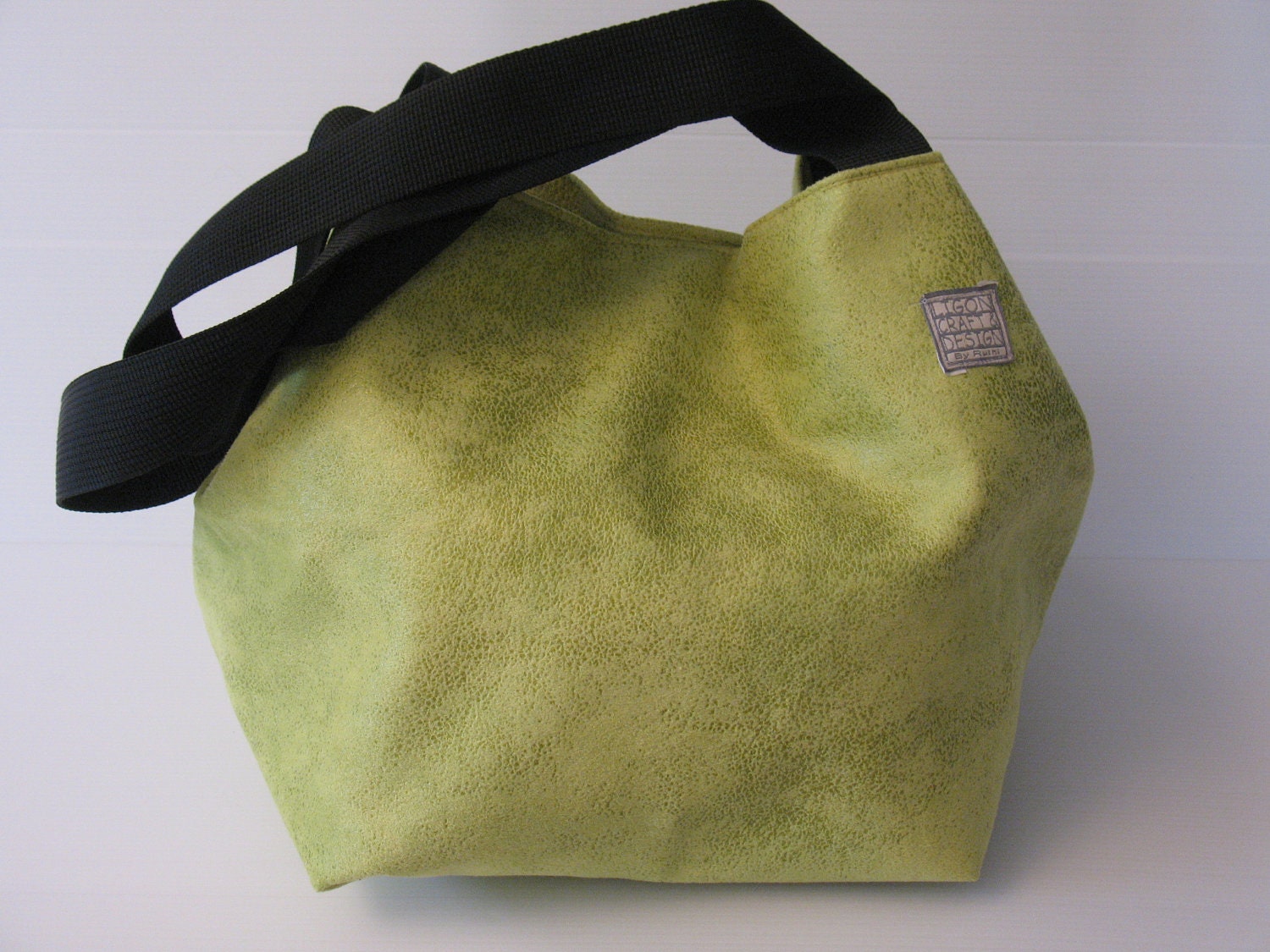 lime green shoulder bag, autumn bag,  purse, cube shaped green hobo with  black  shoulder straps,  statement bag, extravagant colors - LIGONbyRuthi