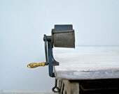 Vintage iron countertop Grater, Tomato and cheese Grinder, rustic kitchenware, Farmhouse decor, Restaurant display, kitchen utensils