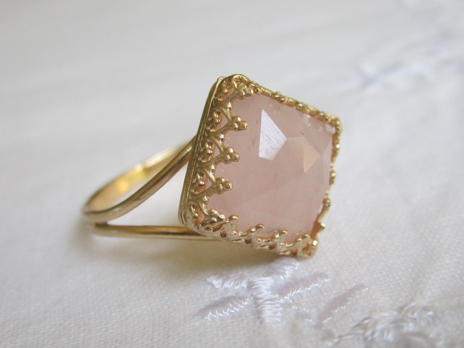 Rose Quartz ring in 14k gold - Square ring - 10 mm Rose cut rose quartz ring, vintage ring - Pink stone ring - cocktail ring - 14k gold ring