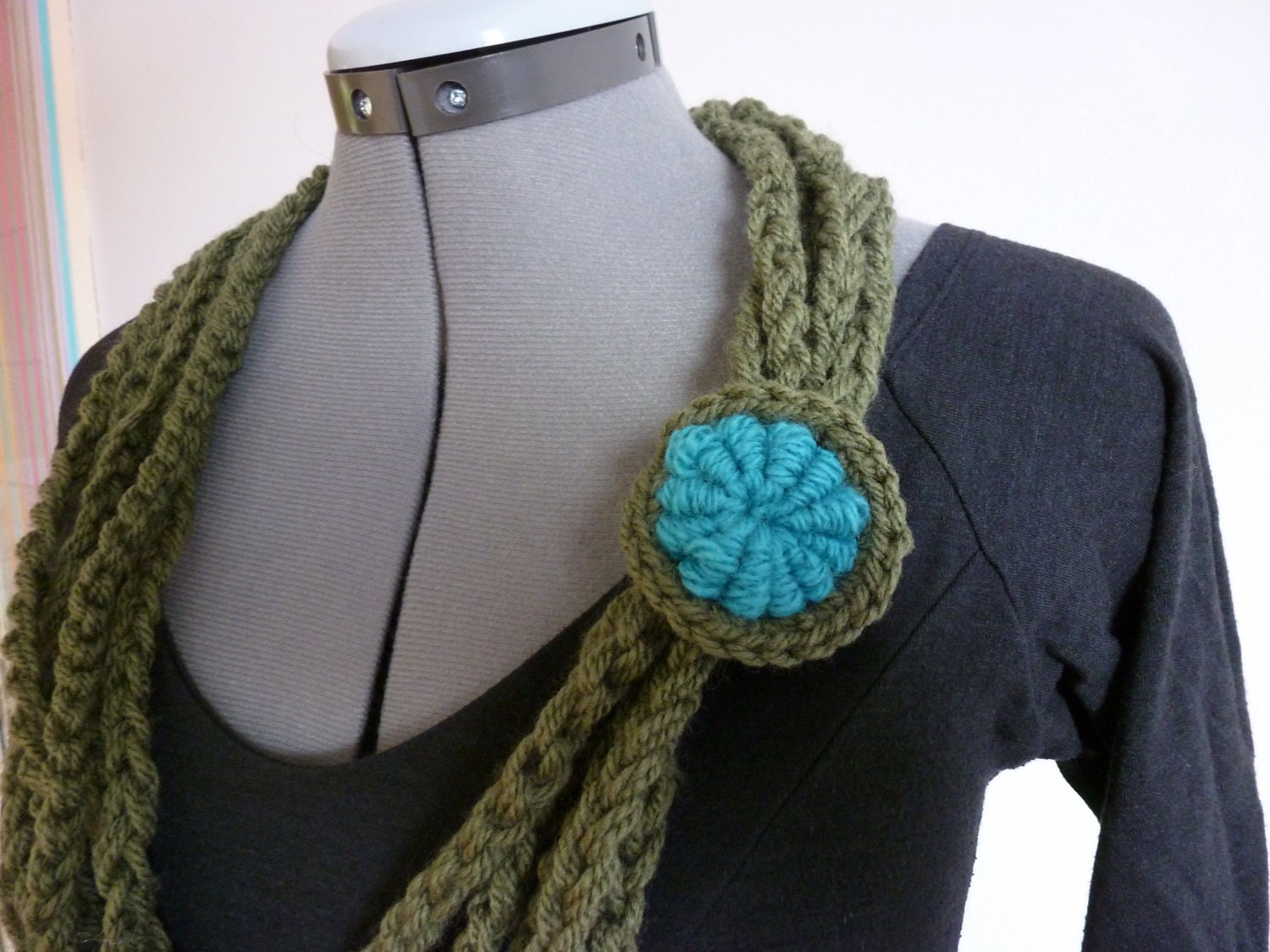 moss green/turquoise crochet necklace with for fall/winter