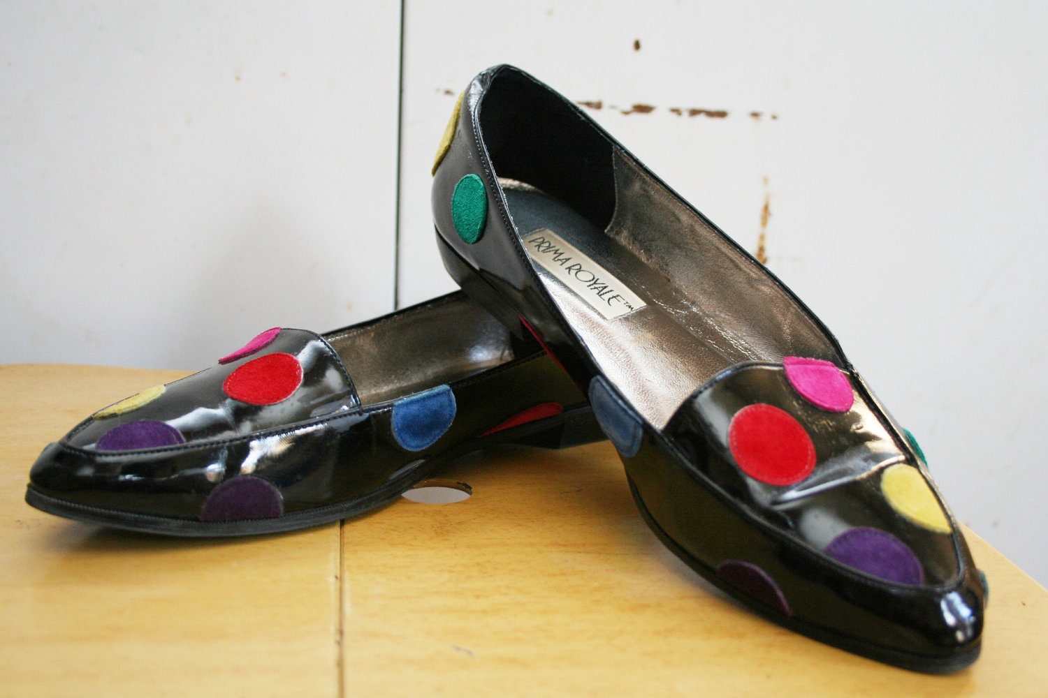 Vintage 80s Womens Shoes Black Patent Leather Loafers Rainbow Suede Dot Applique NOS Vegan Size 10 Ten Ladies
