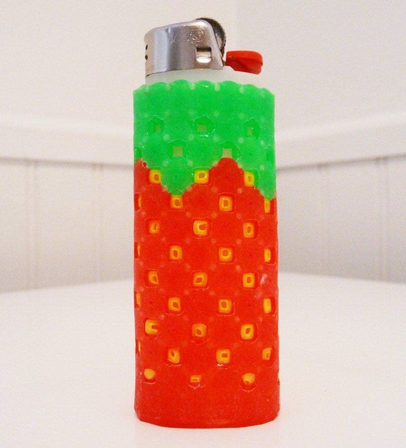 Complex Strawberry Perler Bead LIGHTER CASE