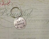 Lovers Keychain -- Boyfriend/ Girlfriend -- Engagement -- Long Distance Relationships -- Anniversary