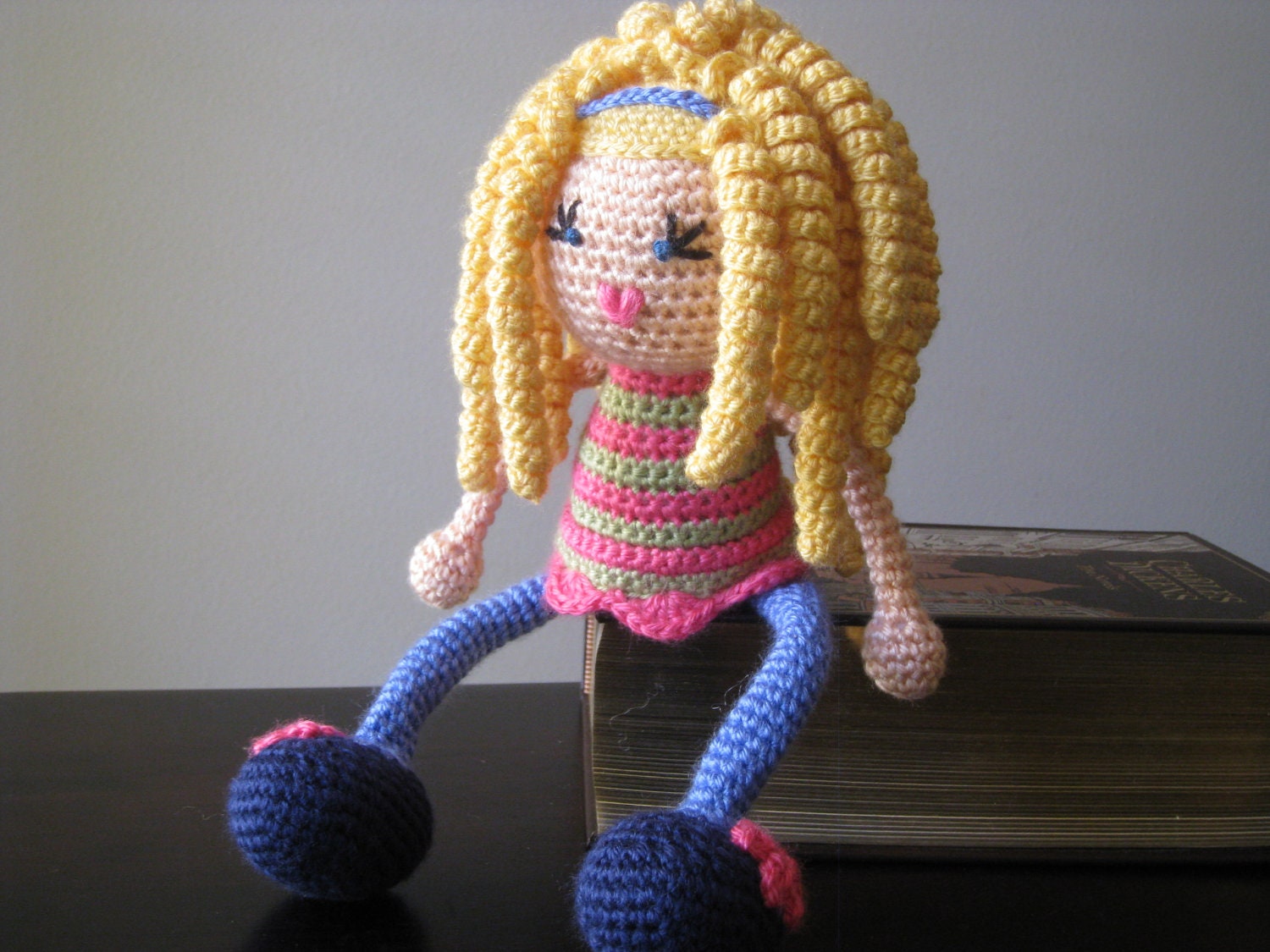 CROCHET PATTERN - Blond Curly Haired Doll Plush Amigurumi Curls Blonde Yellow Hair Stuffed Toy Baby Girl tutorial PDF