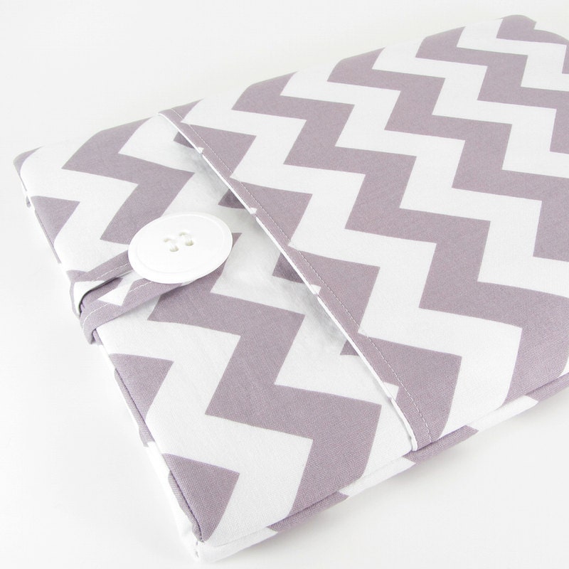 iPad Case, iPad Sleeve, iPad 2 Case, iPad 3 Case, iPad 2 Sleeve, iPad 3 Sleeve, iPad 4 Case, iPad 4 Sleeve - White And Grey Chevron.