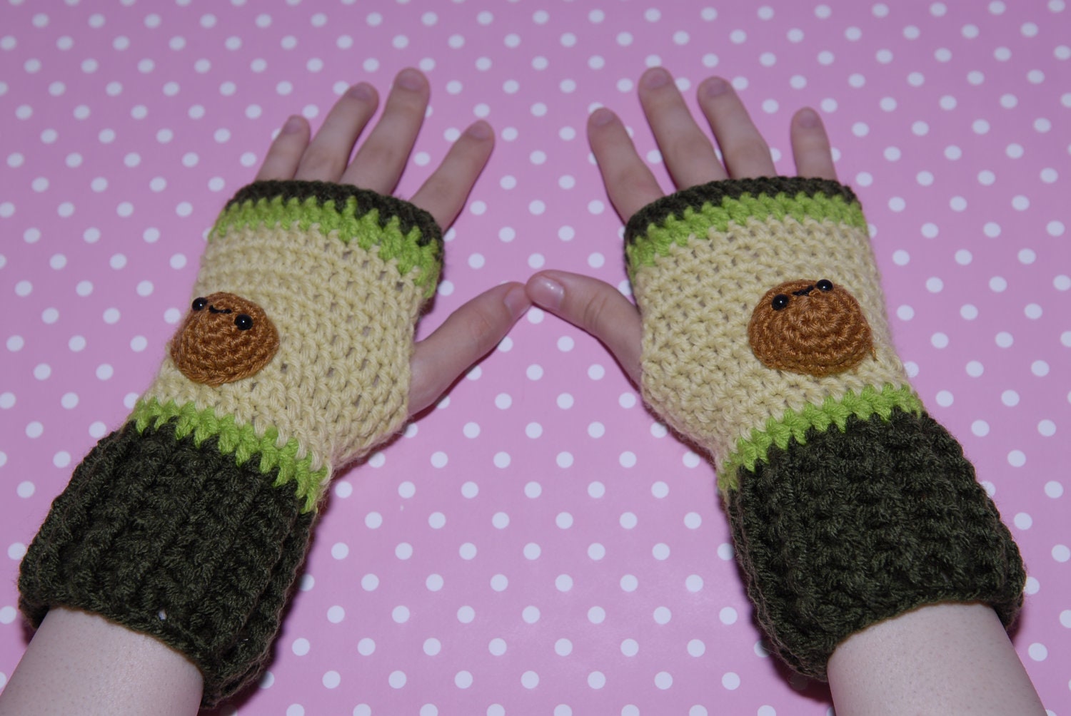 Crochet Gloves-Avocado Fingerless Gloves - Crochet Fingerless Gloves-Kawaii-Women Gloves-Green-Crochet Food Gloves- Mittens