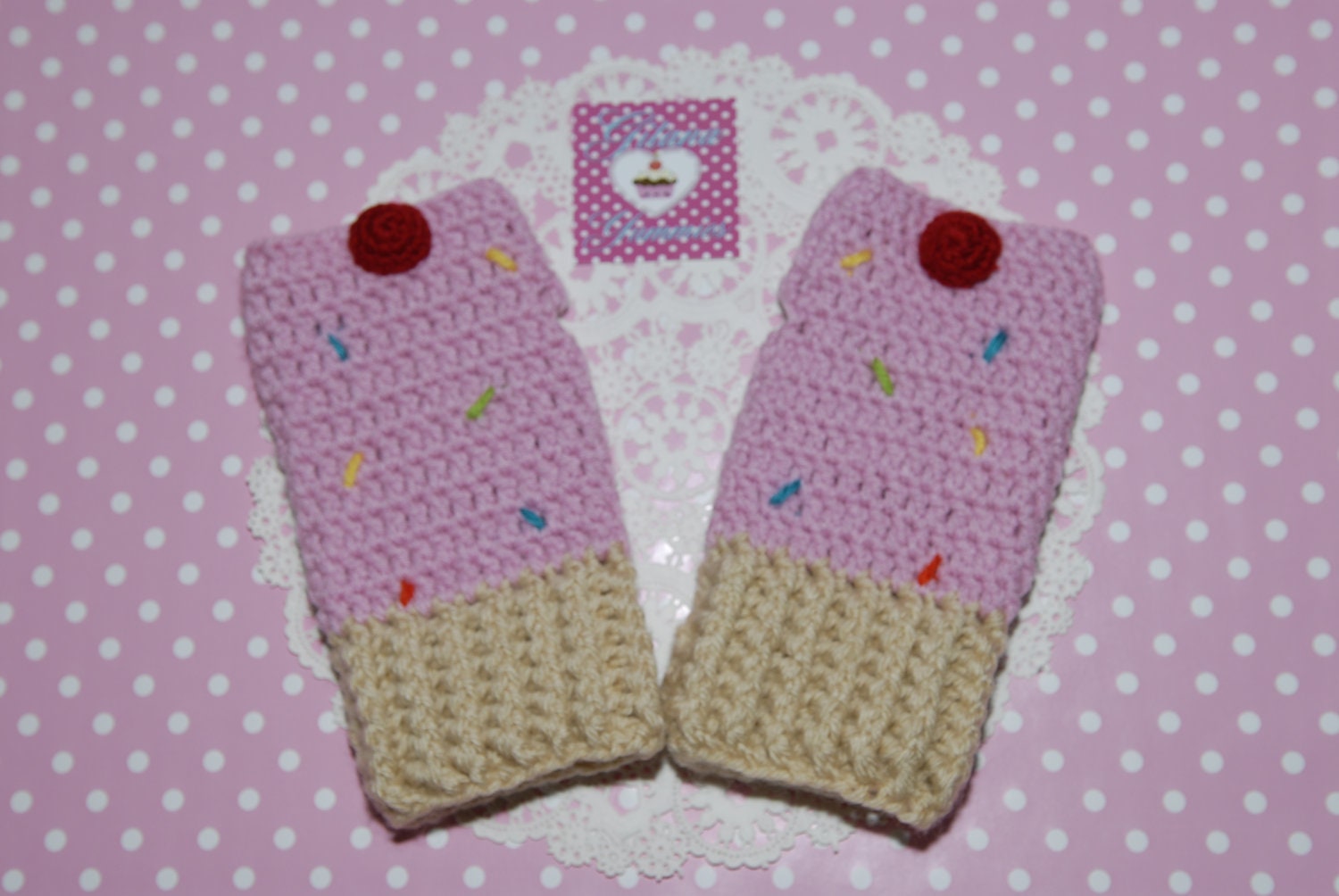 Crochet Gloves-Crochet Fingerless Gloves-Kawaii-Women Gloves-Pink-Crochet Food Gloves- Mittens-Cupcake Fingerless Gloves
