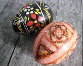 Vintage Hand Painted Wooden Eggs Folk Art.