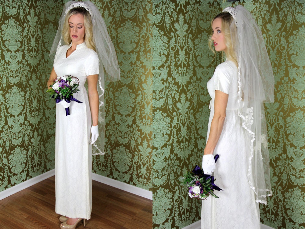 SALE / wedding gown / 60s wedding dress