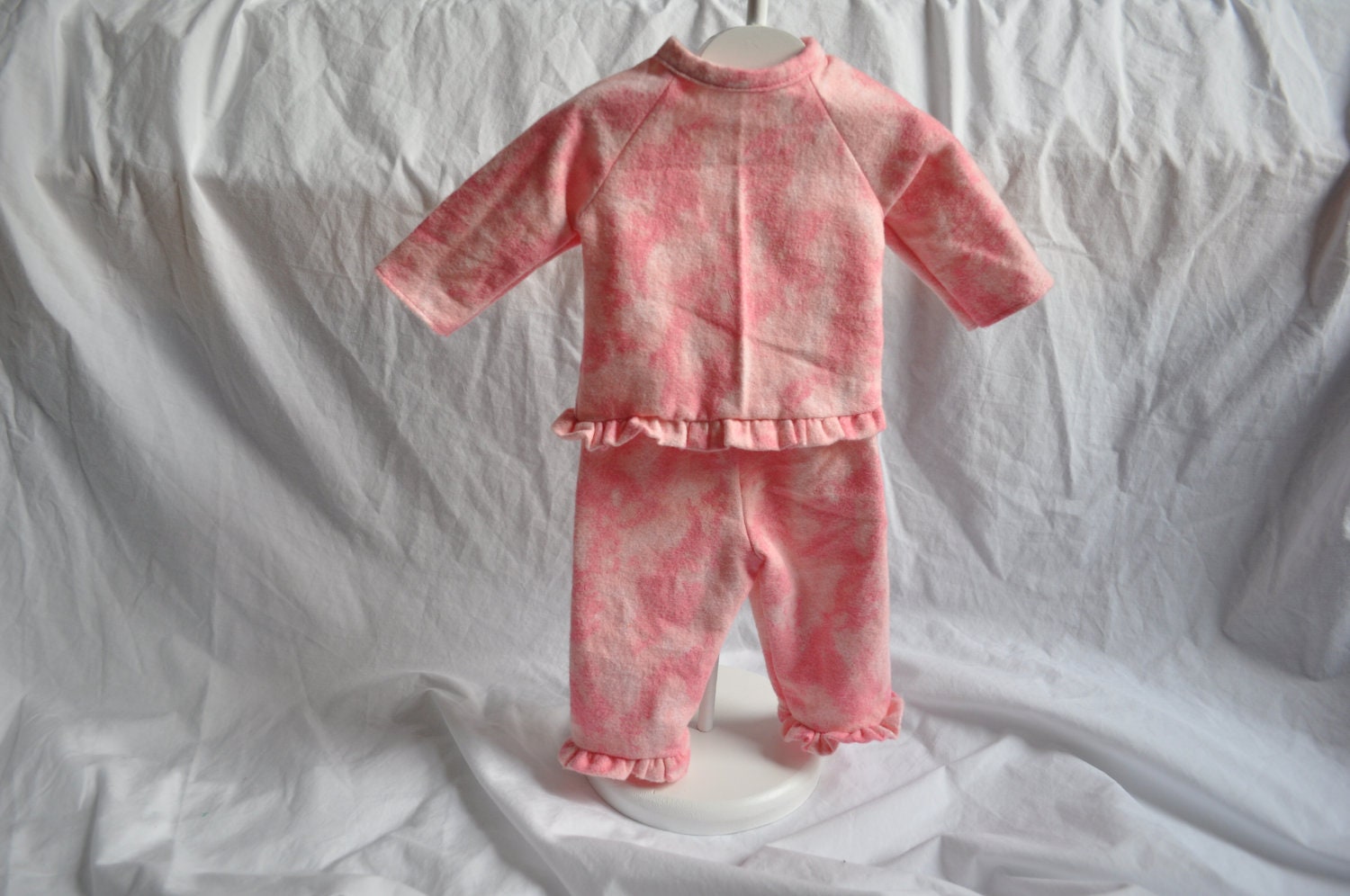 American Girl doll clothes. Doll top and pants for 18 inch doll in pink shades