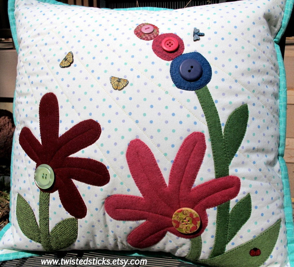 Wool Applique Pillow, summer throw pillow, beautiful flowers, home and living