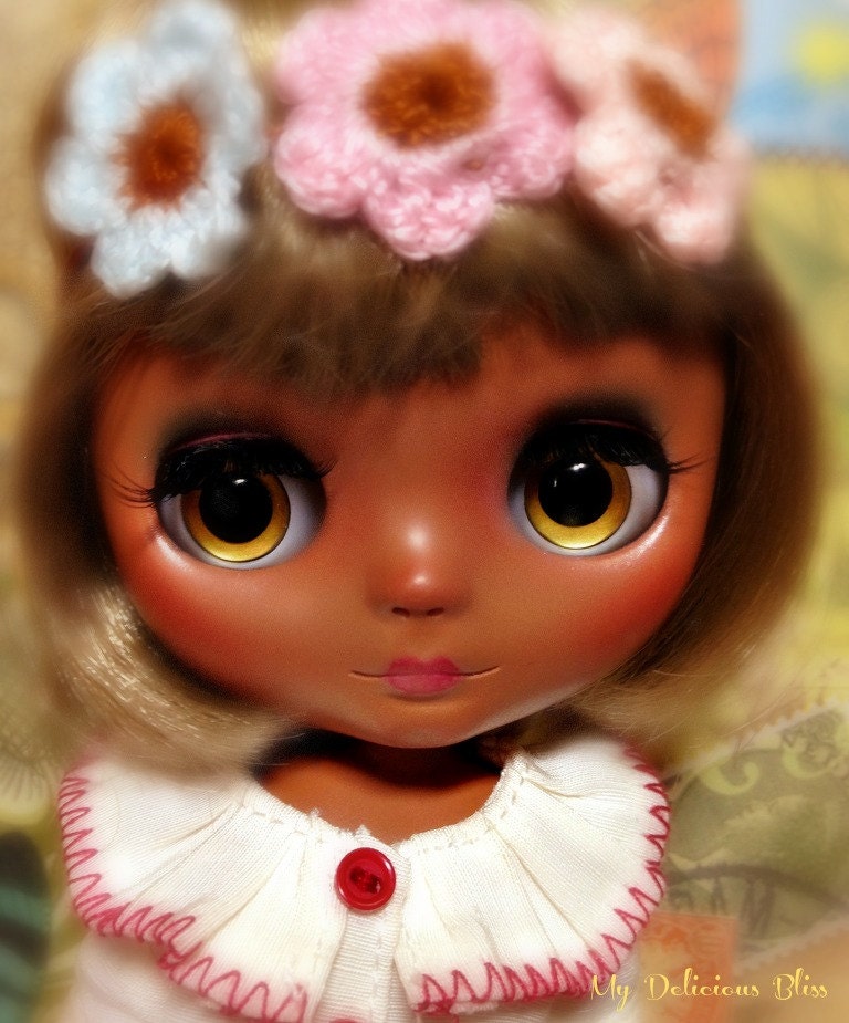 OOAK Middie Blythe Hand Painted Eyechips, Golden Copper