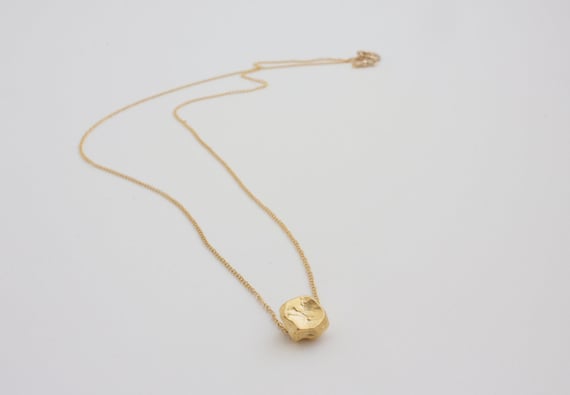 Gold Pebble Charm Neckace Simple Modern Everyday Jewelry 14K