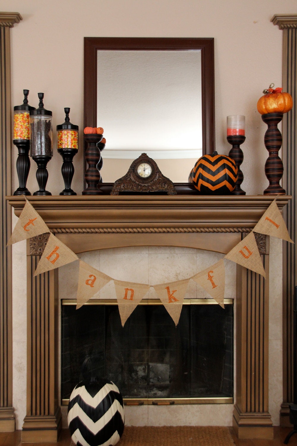 THANKFUL burlap banner - Fall burlap banner - Fall sign - Thanksgiving Burlap banner - Autumn banner - Holiday burlap banner