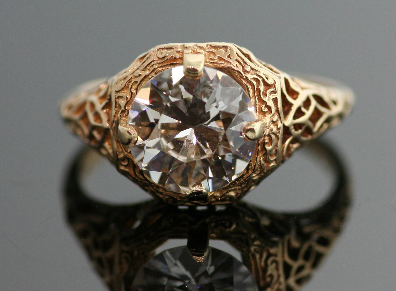 Antique Filigree Diamond Ring - 9K Yellow Gold with European Cut Diamond