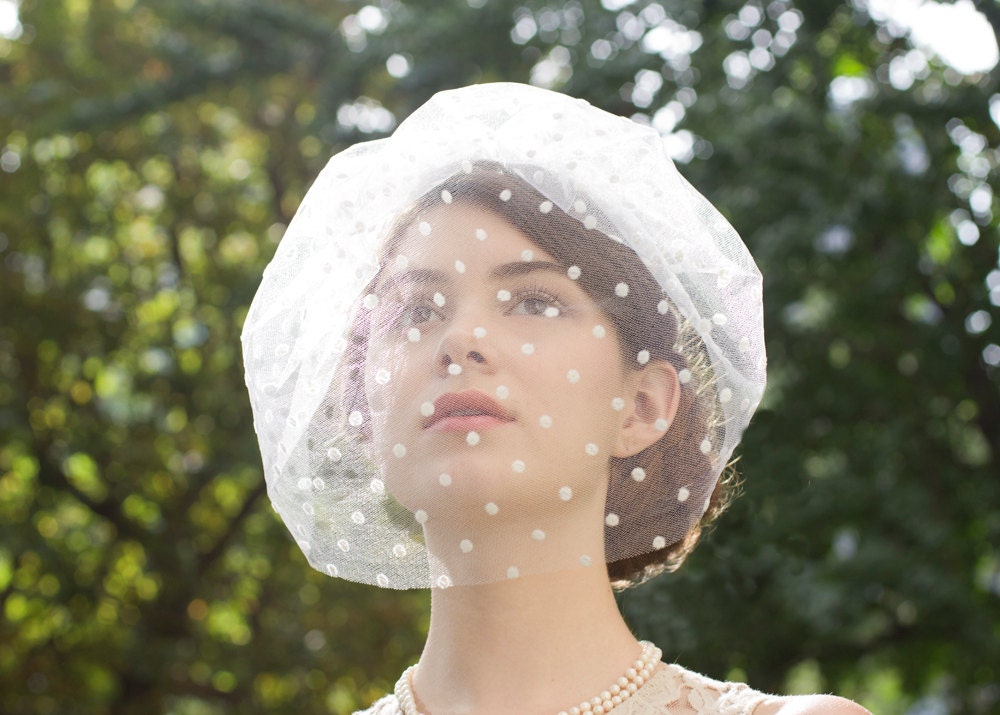 Elegant Single Layer Chin length Blusher Veil in Ivory/Cream Polka Dot Swiss Dot