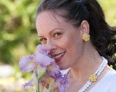 Lightweight Yellow and White Plastic Bead Double Strand Floral Necklace and Earrings