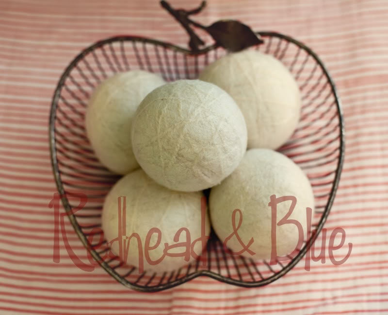 Dandylion Puff Wool Dryer Ball (can scent for free)