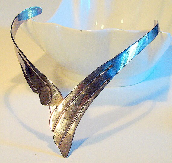 Vintage Silver V Neck Collar Necklace
