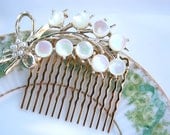 Vintage brooch hair comb 001 - one of a kind brooch on golden tone tight grip comb
