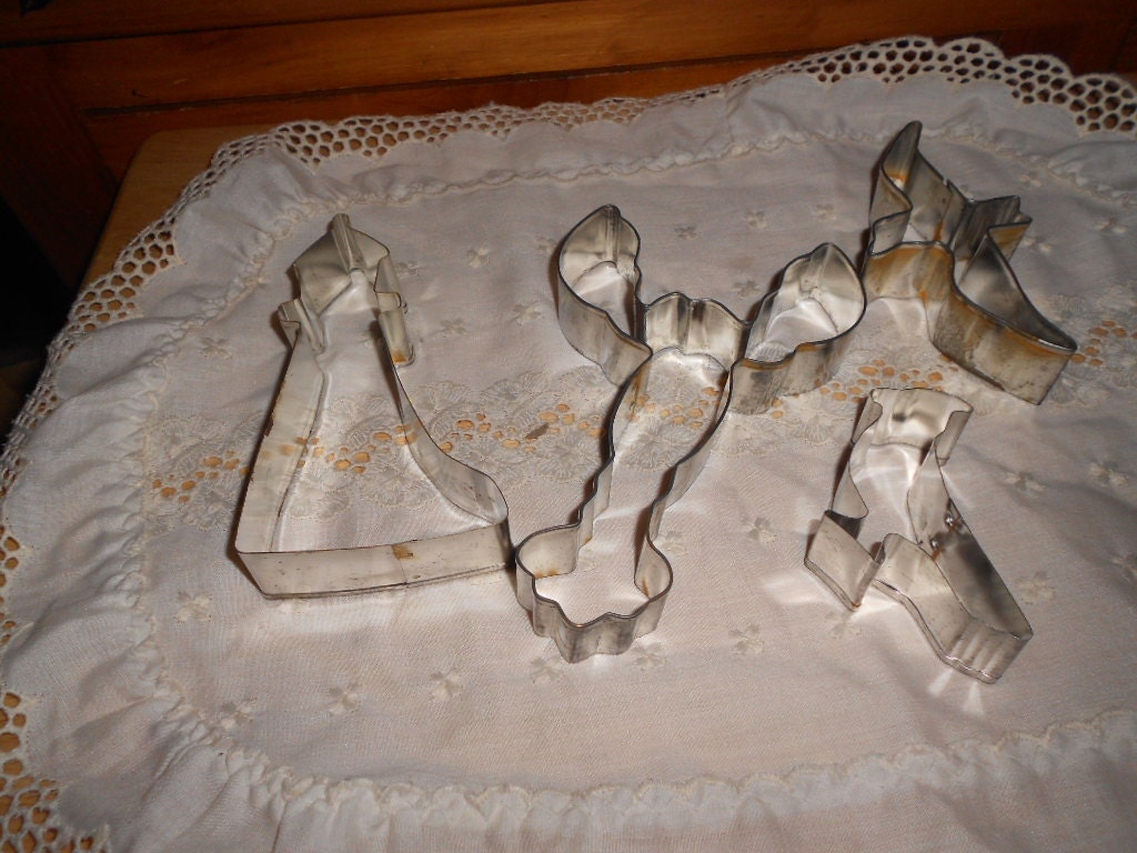 VINTAGE COOKIE CUTTER Lot 4
