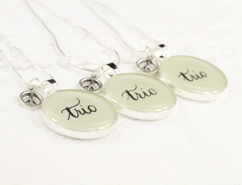 Best Friends Necklace Set - Trio Necklace with Peace Charm & Sterling Silver Plated Chain, Handmade Calligraphy Pendant, Custom Jewelry