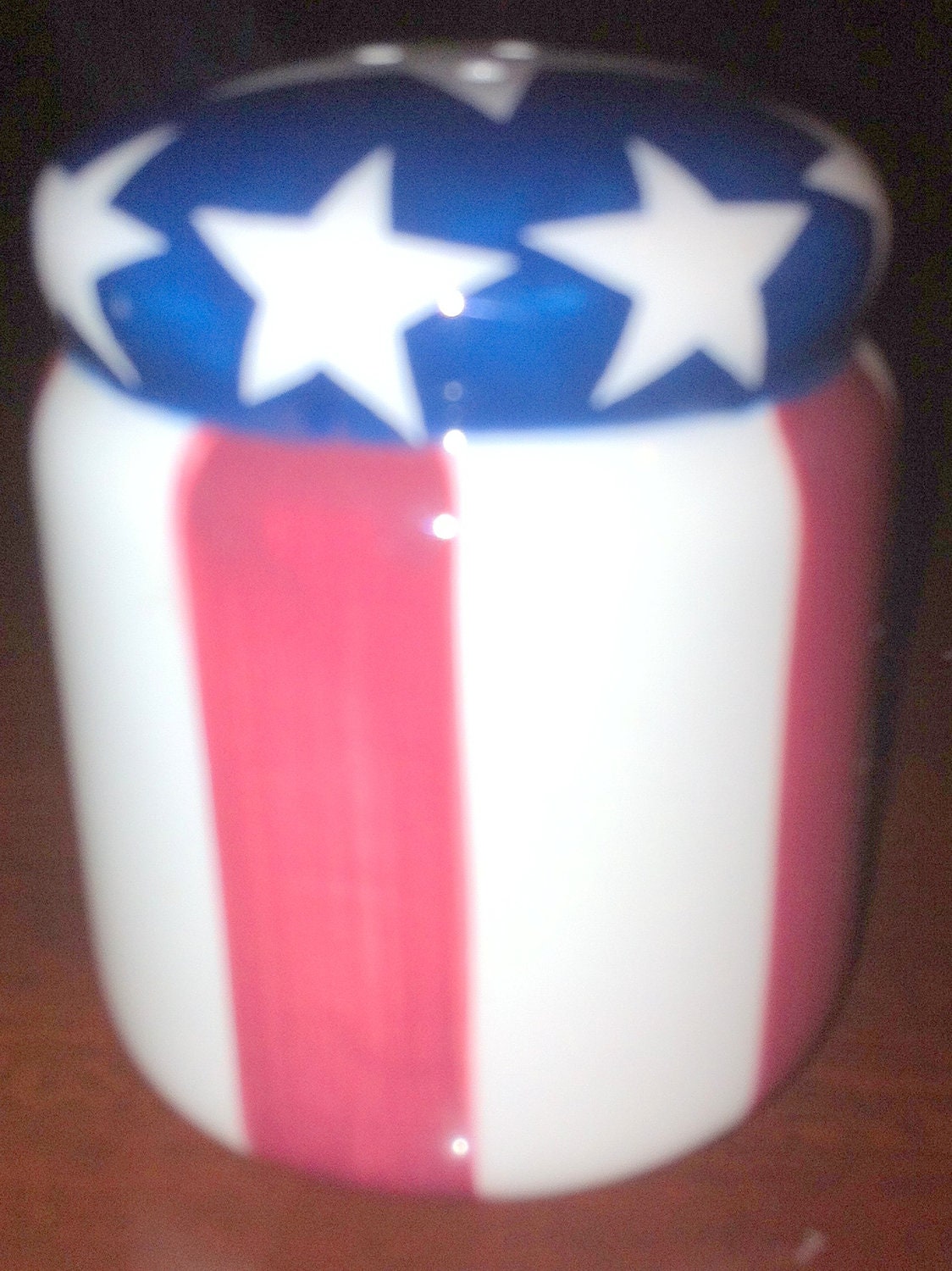 USA FLAG Pepper or Salt Shaker Ceramic Stars Red White Blue