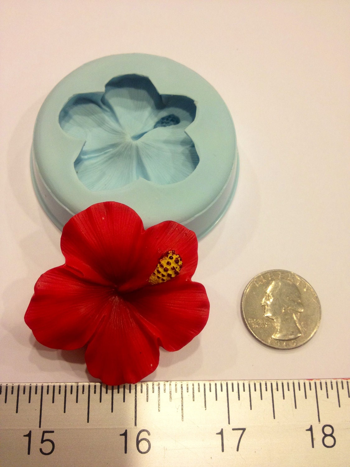 fondant hibiscus flowers